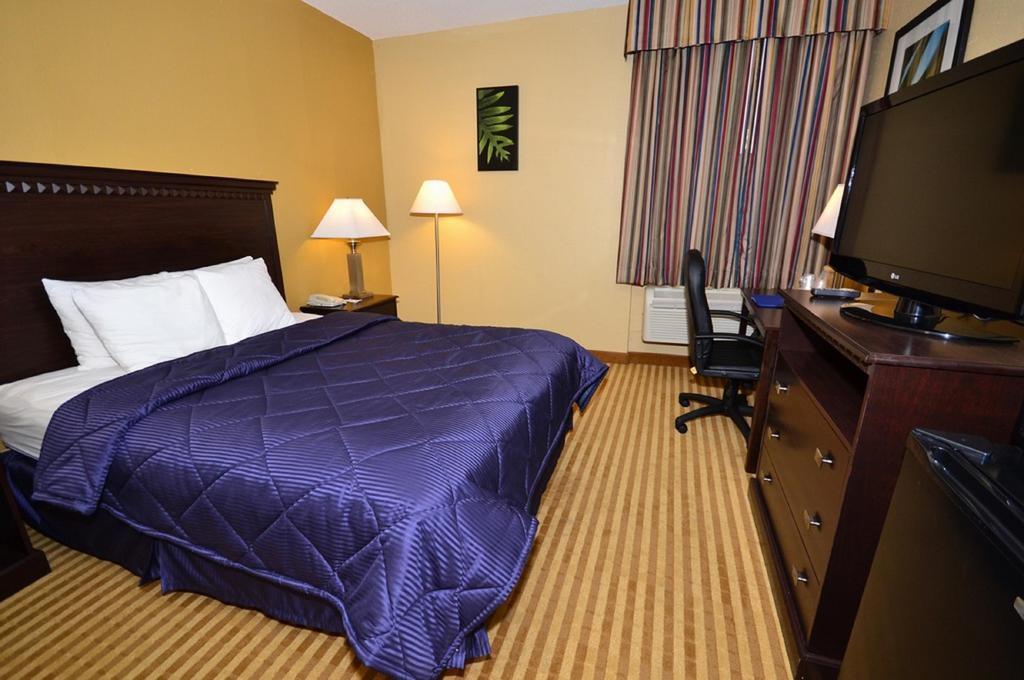 Quality Inn Merriam Kansas City Bagian luar foto