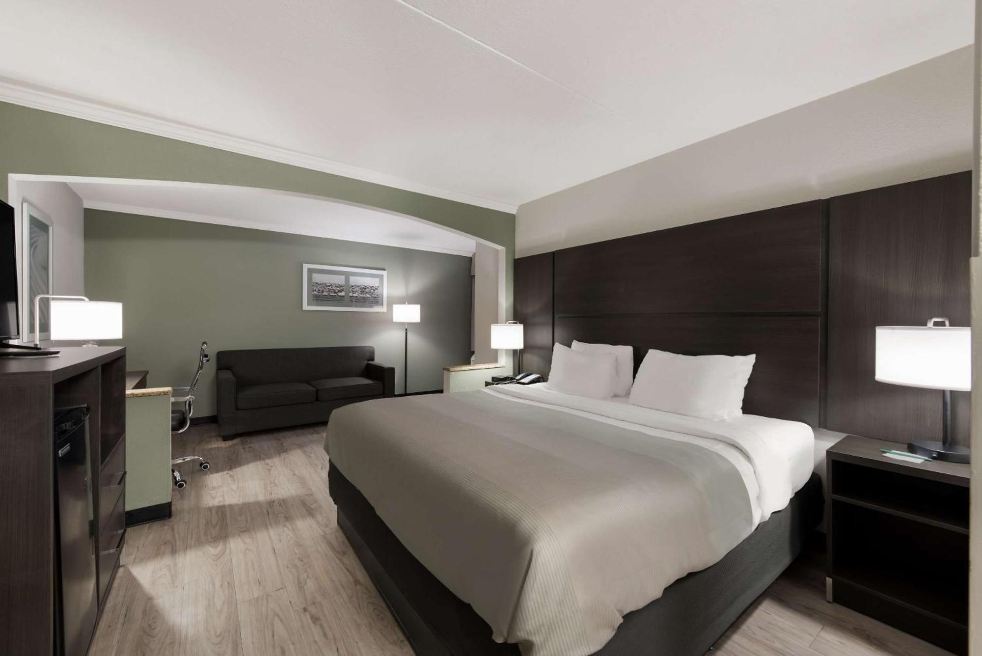 Quality Inn Merriam Kansas City Bagian luar foto